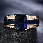 Bague en or avec saphir carré