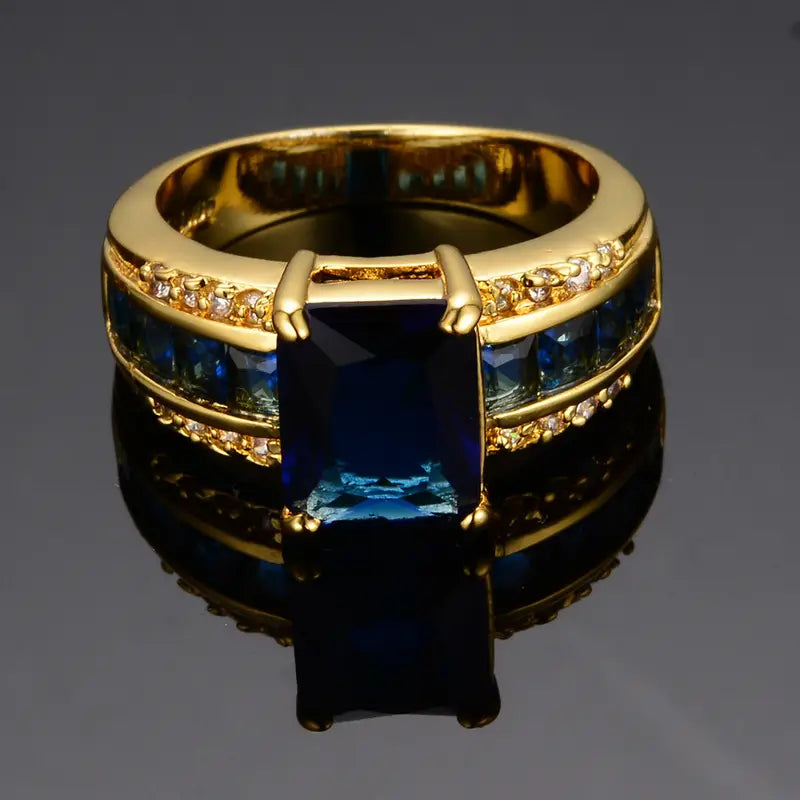 Bague en or avec saphir carré