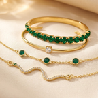 Set de bracelets en or avec pierres précieuses