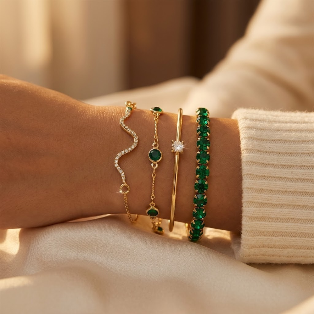 Set de bracelets en or avec pierres précieuses