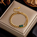 Bracelet en or avec fermoir et émeraude