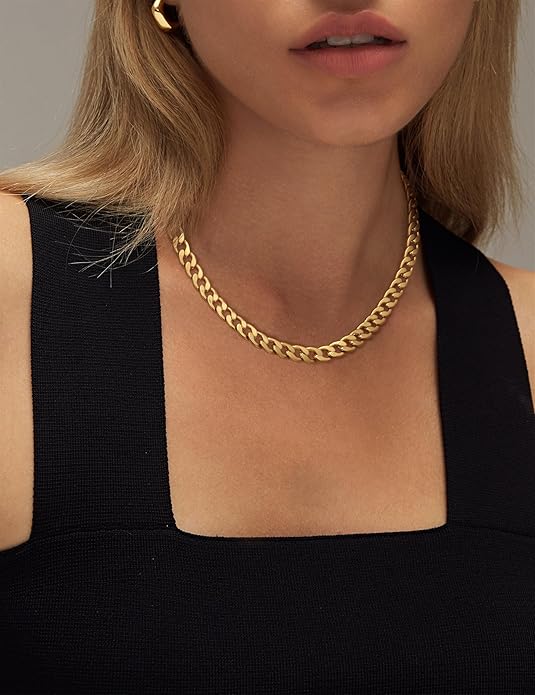 Cavaro™ | Chunky Cuban Link Gold Necklace