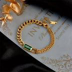 Bracelet en or avec fermoir et émeraude