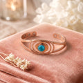 Bracelet en cuivre Laîche de Rose - fond velours rose